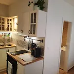 Manda Ljubetic Daire *