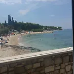 Daire Manda Ljubetic Sutivan