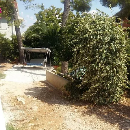 Manda Ljubetic Apartman *