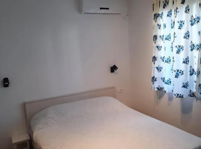 Manda Ljubetic Apartman *
