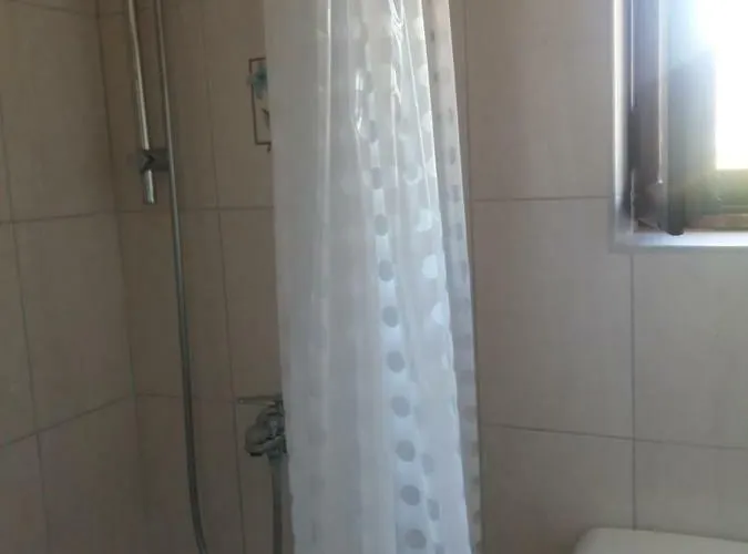 Apartman Manda Ljubetic Sutivan